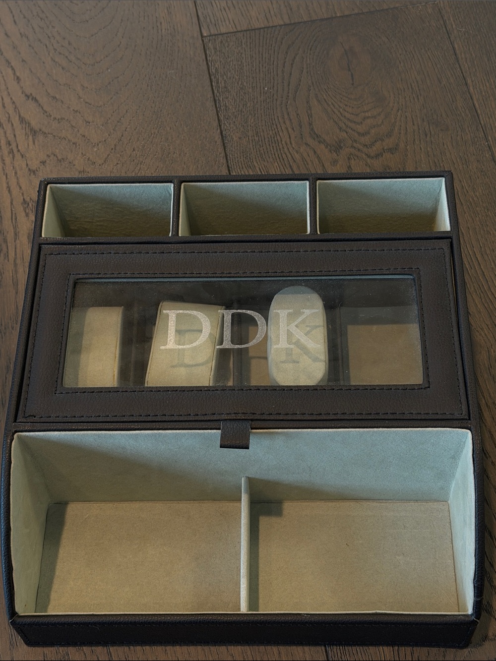 Black Dual-Layer Men’s Accessory Organizer